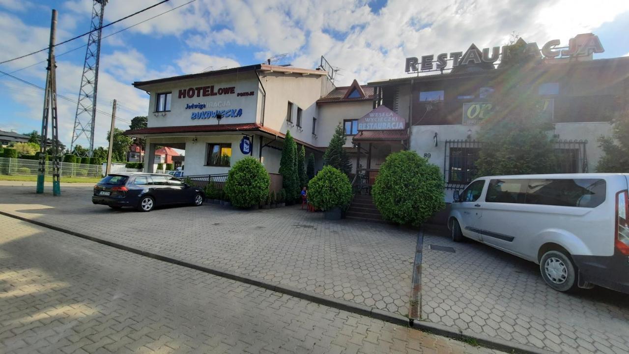Hotelowe Pokoje J.Bukowiecka Тушен Екстериор снимка